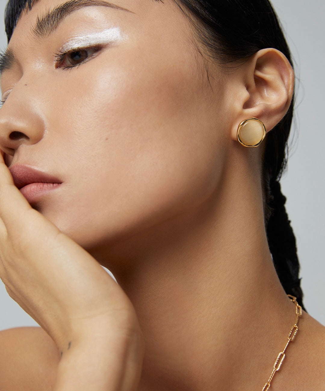 Apollo Cat's Eye Earrings