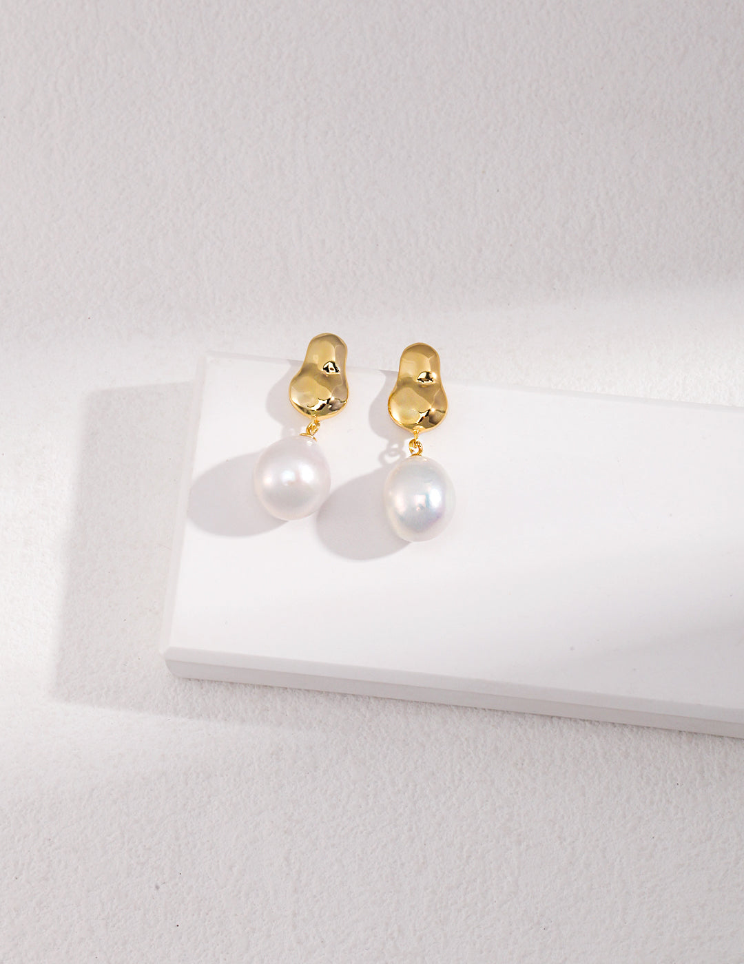 Baroque Pearl Earring